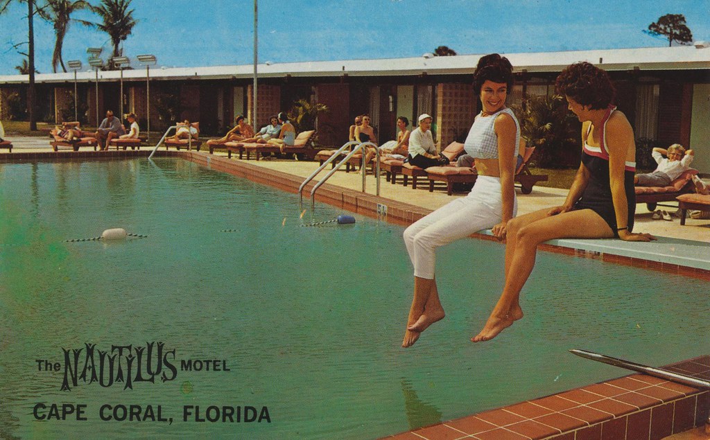 The Nautilus Motel - Cape Coral, Florida