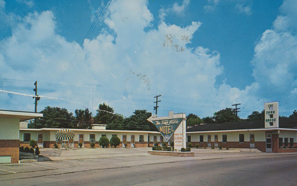 The Town House Motel - Corbin, Kentucky