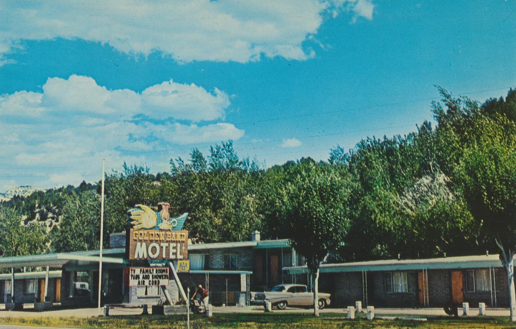 Golden Hand Motel - Mt. Carmel Junction, Utah
