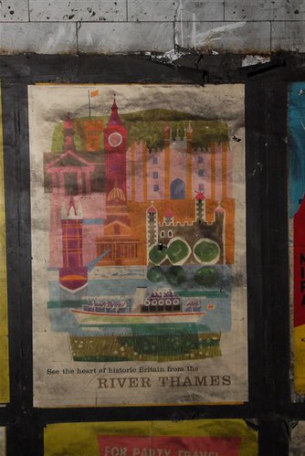 1959 vintage "River Thames" poster found at Notting Hill Gate tube station, 2010