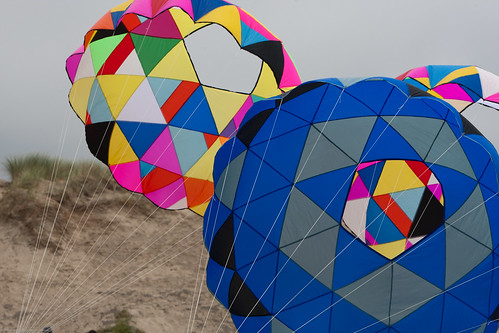 Three Spherical Kites at a Kite Race Event. | Three Spherica… | Flickr