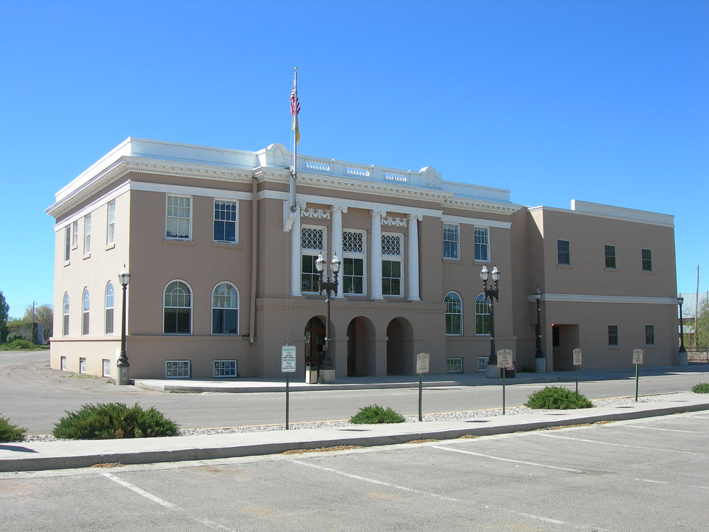Rio Arriba County Courthouse | Tierra Amarilla, New Mexico C… | Flickr