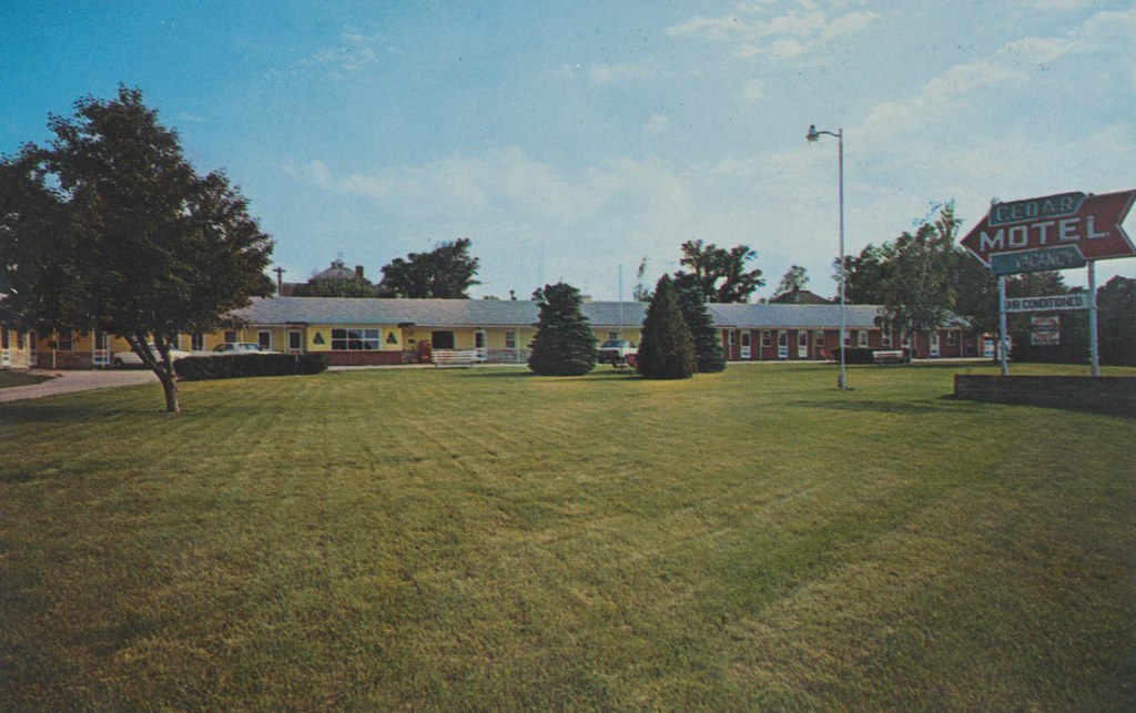 Cedar Motel - Randolph, Nebraska