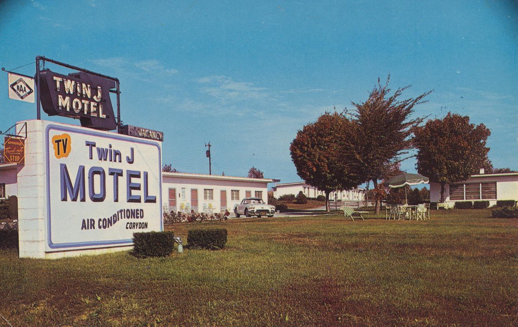 Twin J Motel - Corydon, Indiana