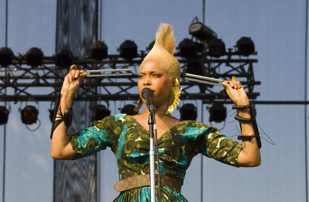 Erykah Badu - Lollapalooza 2010
