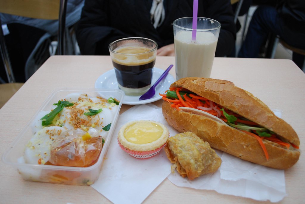 Vietnamese Breakfast in Springvale 安来 An Loi Deli