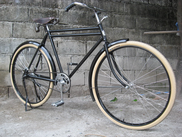 Vintage Phillips Bicycle 44