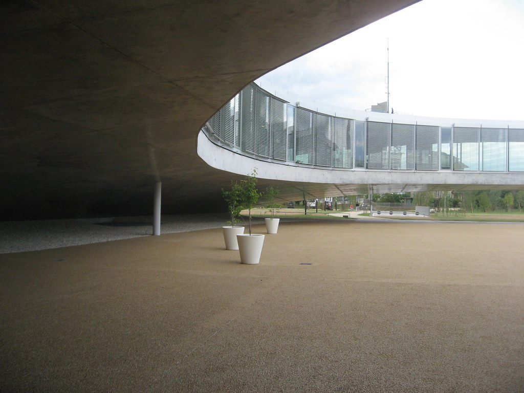 Rolex Learning Centre Built 2010 See Tags For Further Kn Flickr   4869378210 Ae994bf719 B 