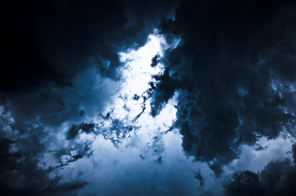 Storm Clouds | These evil surreal looking dark clouds passed… | Flickr