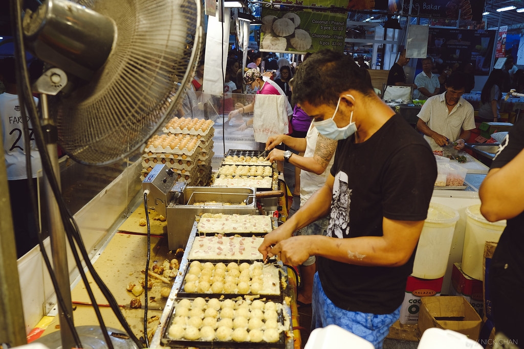 Ramadhan Bazaar At Geylang Serai Is A Must-Go In Singapore