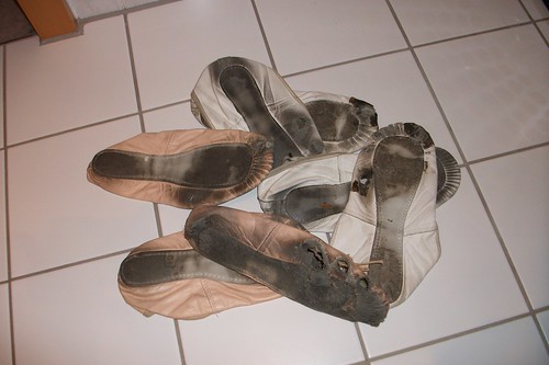 worn trashed old people out superc0123 slippers slippers very  old  for by ballet