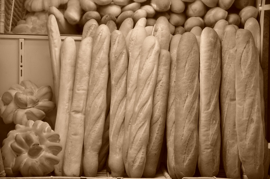 long thin loaf of French bread.. | a long thin loaf of Frenc… | Flickr A Long Thin Loaf Of French Bread