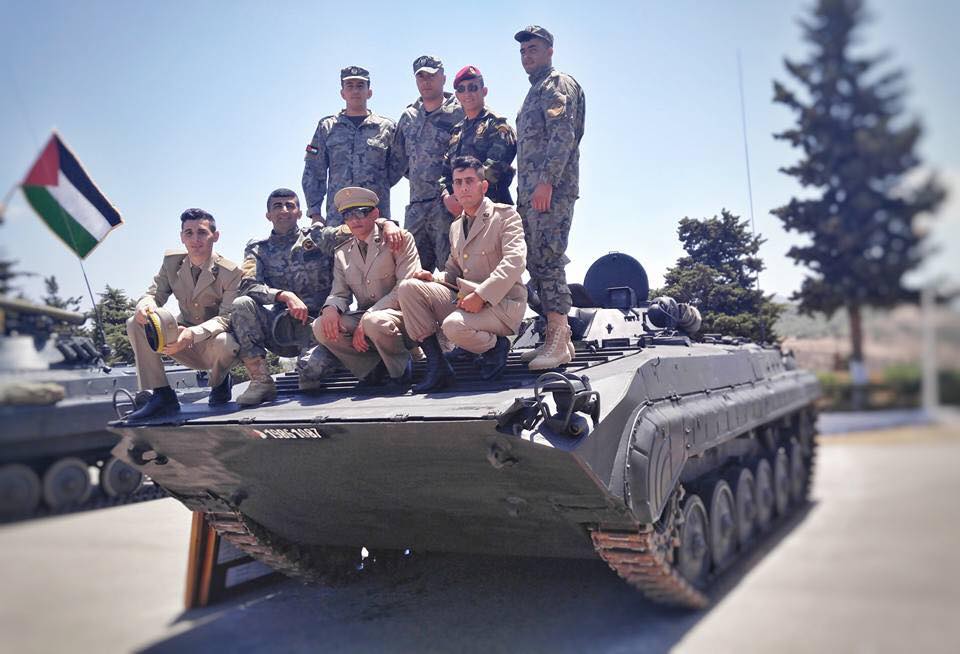 مدرعات القوات البرية الجزائرية [ BMP-2M Berezhok ]  - صفحة 5 35549804692_10845625bc_o