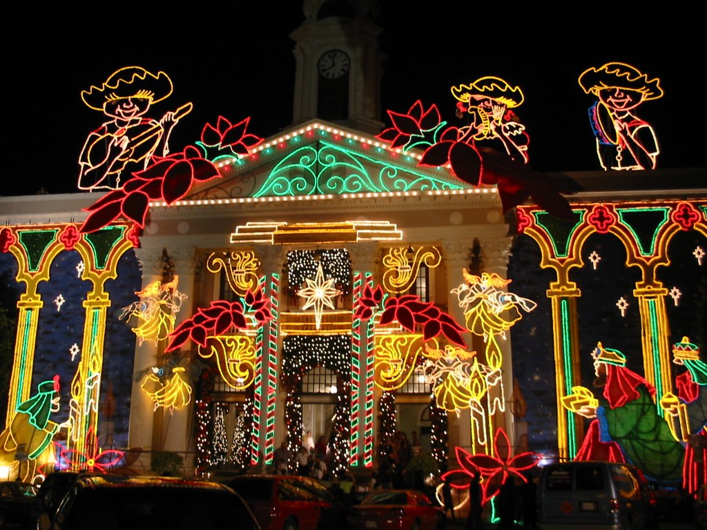 Puerto Rican Xmas Sides / Town Hall, Mayaguez, Puerto Rico Christmas