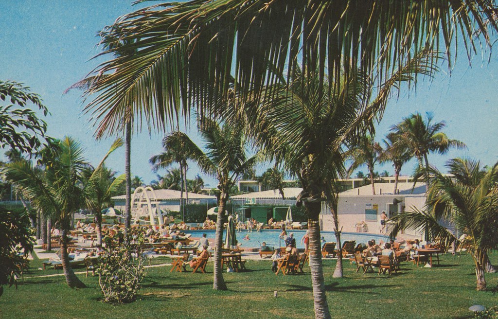 Golden Gate Hotel, Motel, Cottages & Apartments - Miami Beach, Florida
