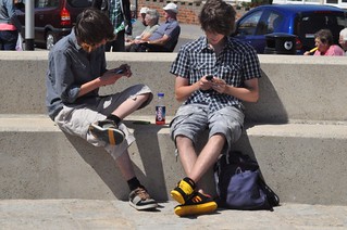 Texting home after nearly 2 hours away | Simon Bramwell | Flickr