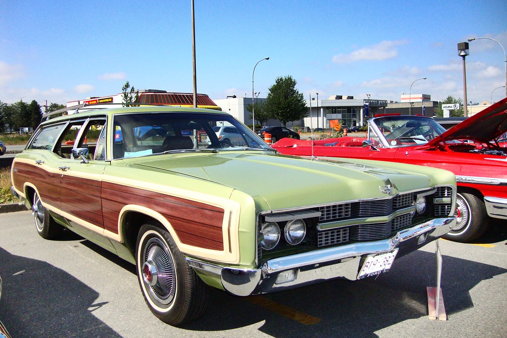 Ford Country Squire 1969