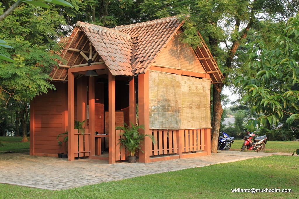 Rumah Pohon Leo di Taman Wisata Mekarsari  Posted via 