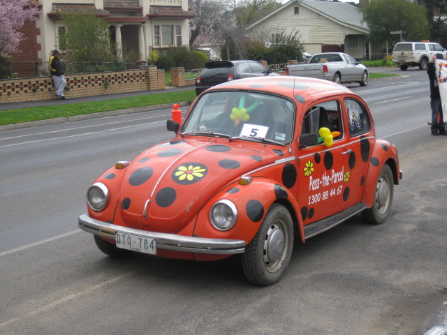 Ladybug Car | The very cute ladybug car (1975 VW beetle) in … | Flickr