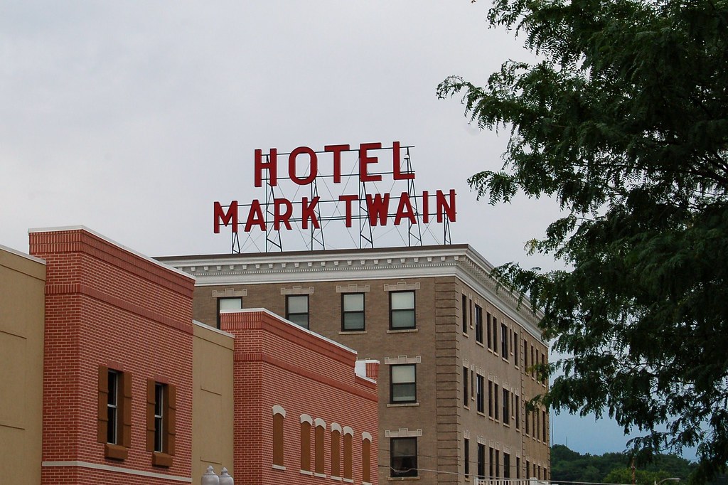 Missouri, Hannibal, Hotel Mark Twain (21,506) (10,464) | Flickr
