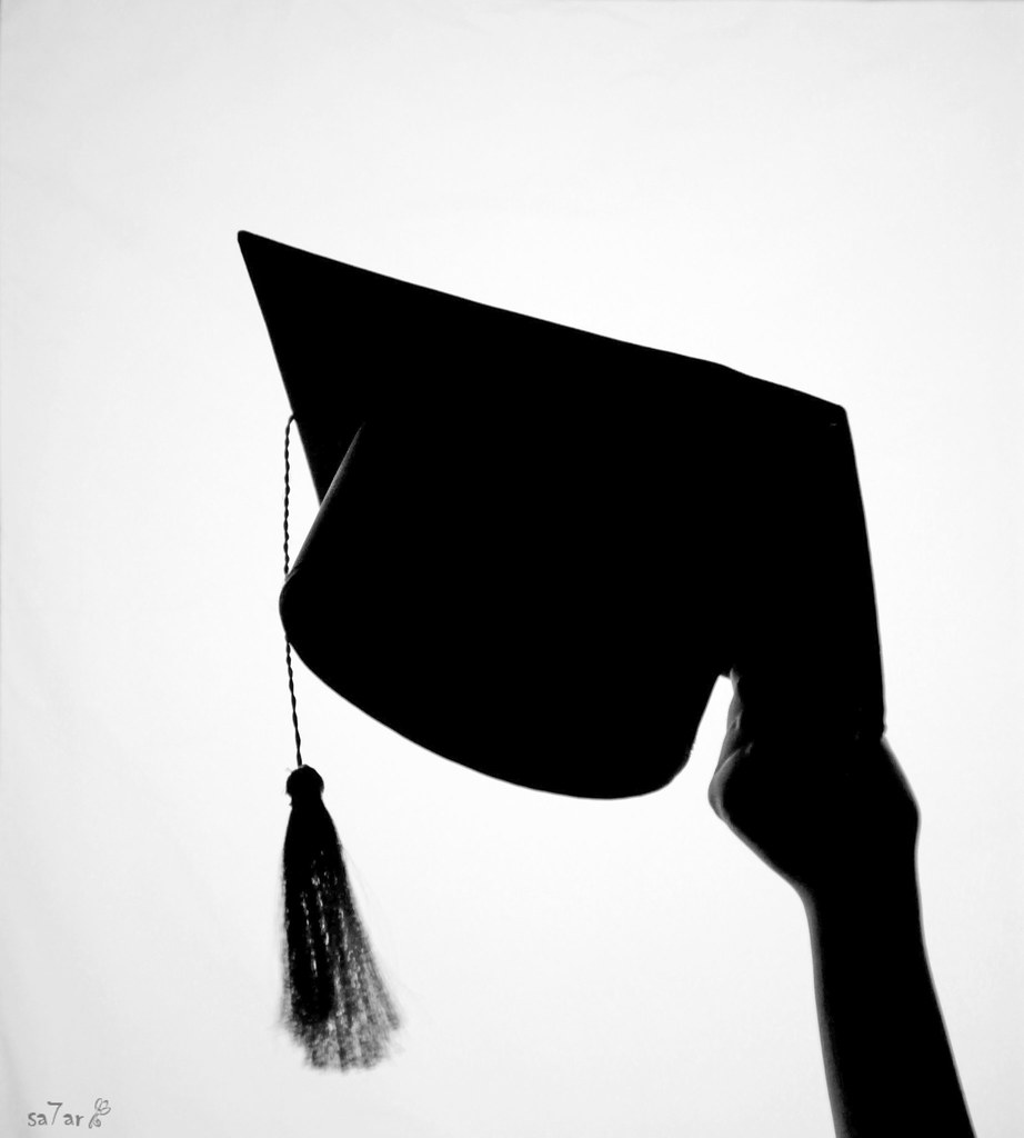 graduation tagged by meesh لازم اكتب اشياء اكرههآ * اكره ا… Flickr
