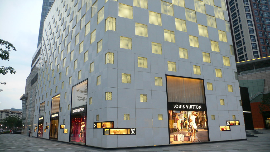 Louis Vuitton Flagship / Shenzhen, China@Boutique | Louis Vu… | Flickr