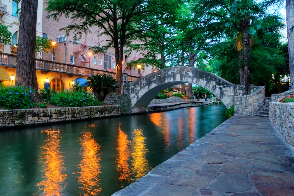 San Antonio Riverwalk Map Holiday Inn Express & Suites San Antonio