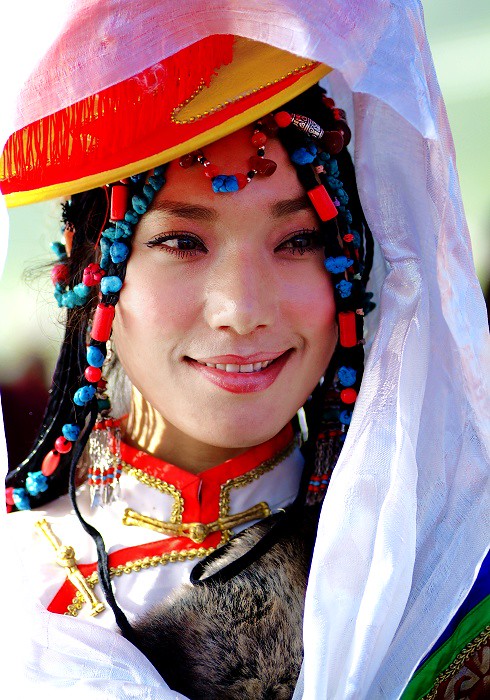 Very Beautiful Khampa woman | Very beautiful performer from … | Flickr