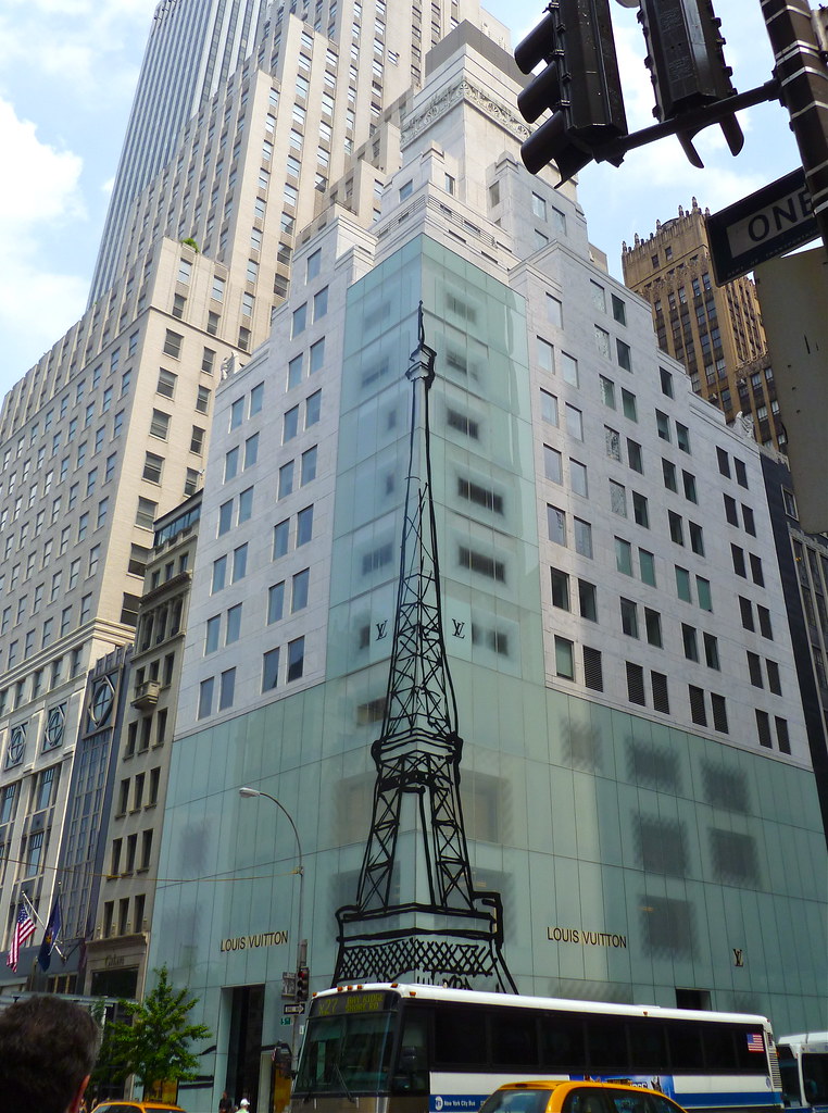 Louis Vuitton Building on 5th Avenue, Corner Facade, NYC | Flickr