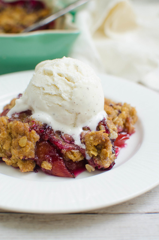 Peach Blueberry Crisp - quick and easy summer dessert! Fresh peaches and blueberries with a crunchy topping!