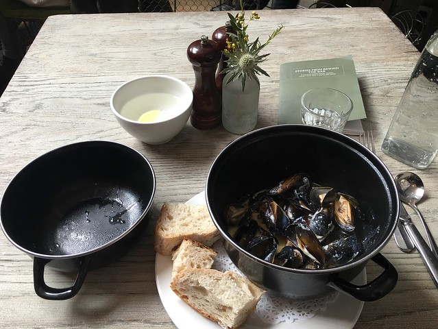 Forgan's steamed mussels
