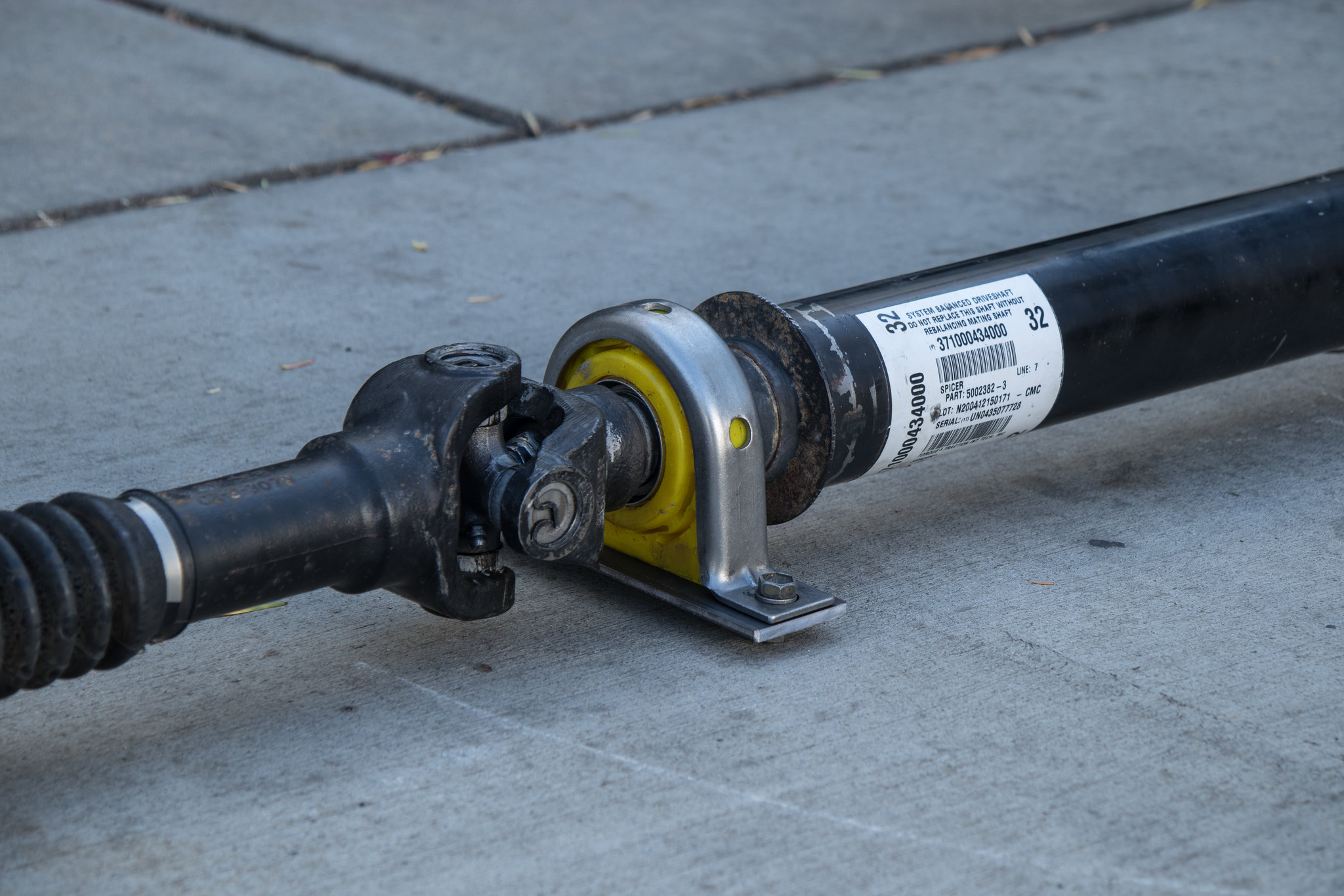 DCSB 4WD Driveshaft With IEDL Polyurethane Carrier Bearing | Tacoma World