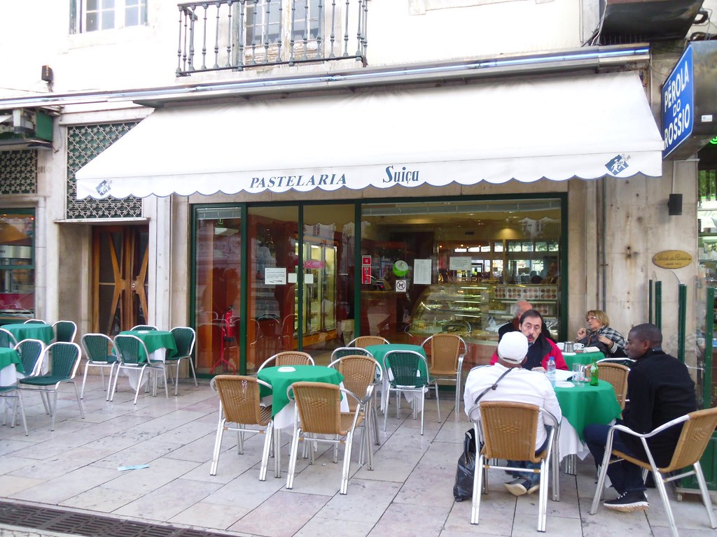 Lisbon cafe 