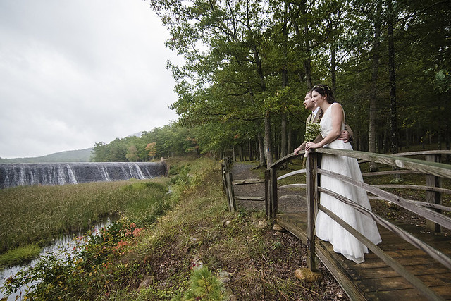For those who love nature, love the change in the seasons, Douthat State Park may be just the ticket you are looking for with it's breathtaking mountain beauty. Wedding Photography at Douthat State Park by Craig Spiering Photography.