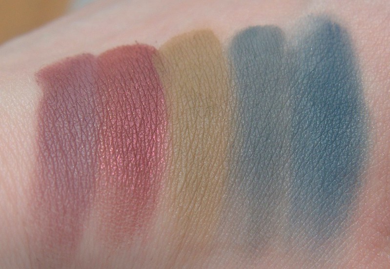 Jeffree Star Androgyny palette swatches