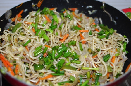 How_to_make_Vegetable_Hakka_Noodles_Step18