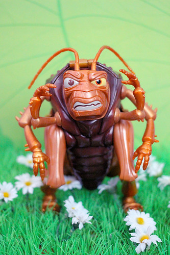 Mattel "A Bug's Life" Hopper Hideout Playset