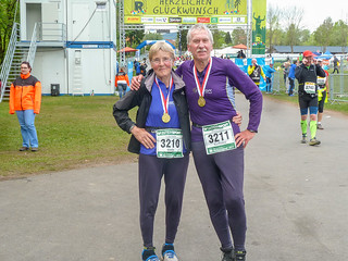 Marathon-Teilnehmer im Ziel Schmiedefeld