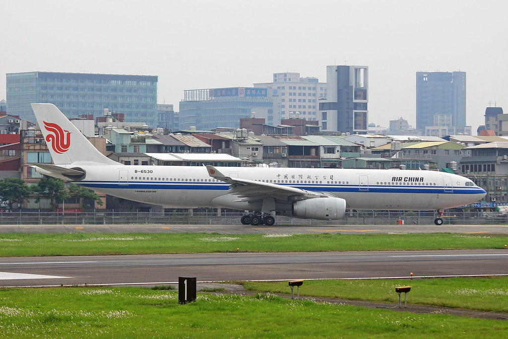 B-6530 Air China  Airbus A330-343