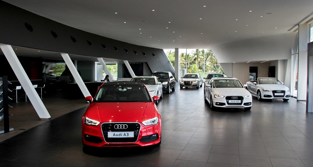 Audi-Dealership_Interior