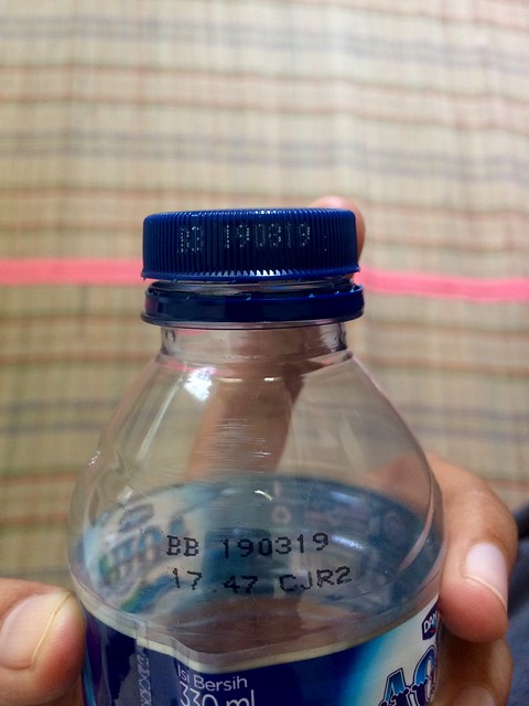 Aqua botol