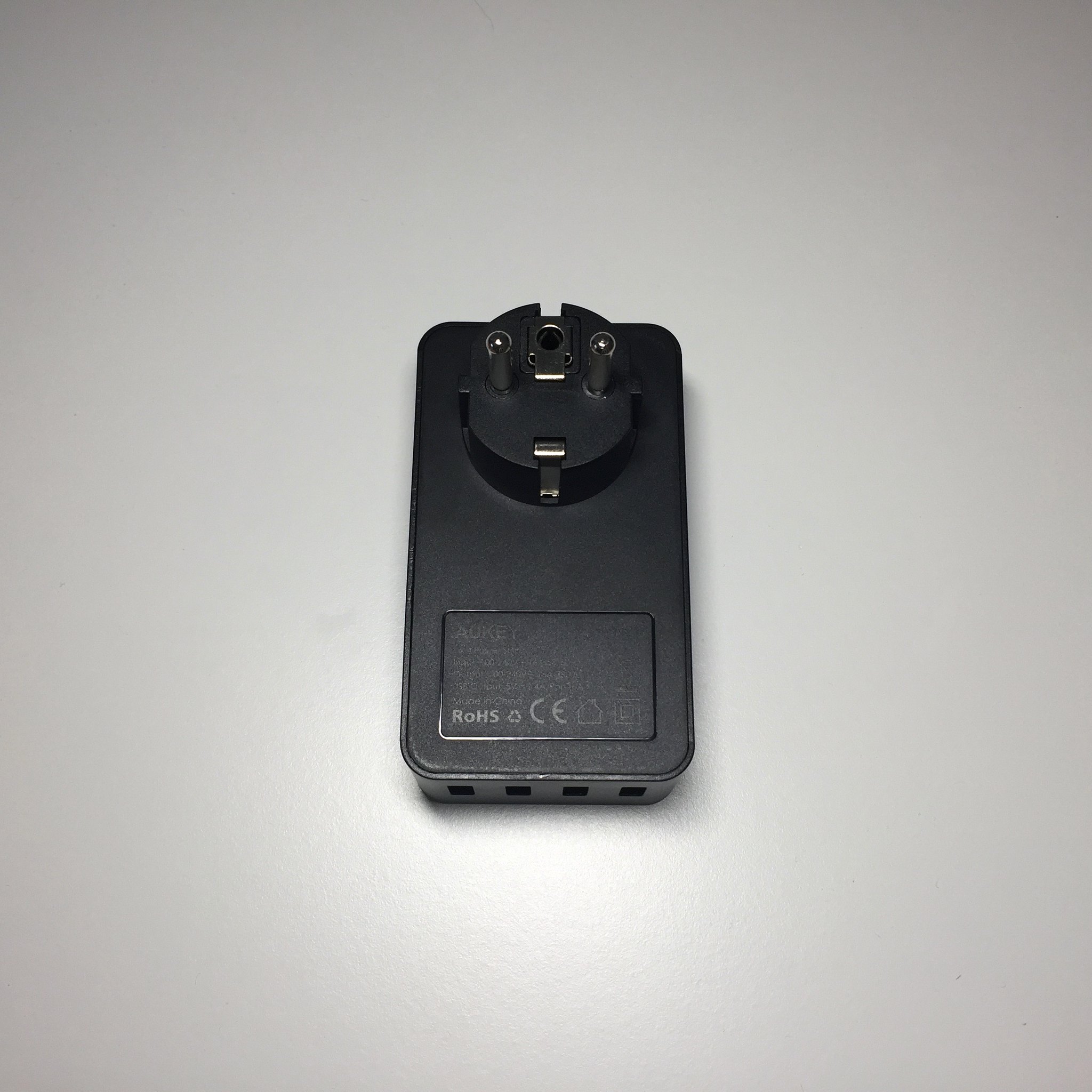 20170505 Test du chargeur AUKEY 4 ports USB et une prise secteur (PA-S12) 5