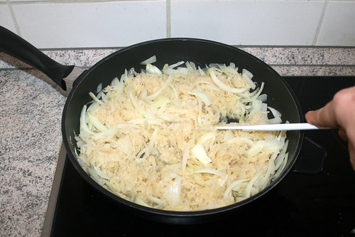 17 - Sauerkraut mit andünsten / Braise sauerkraut