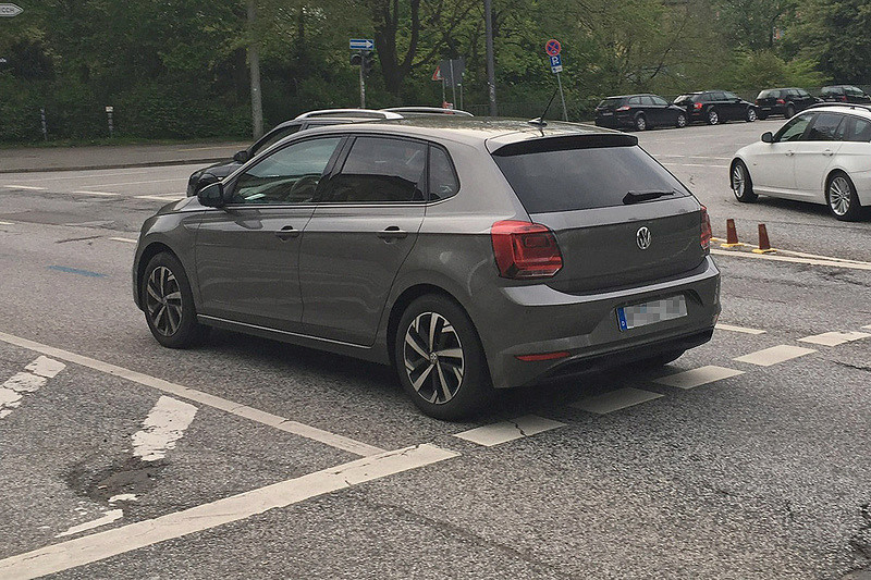 New-2017-Volkswagen-Polo-3