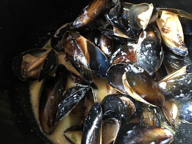Forgan's steams mussels