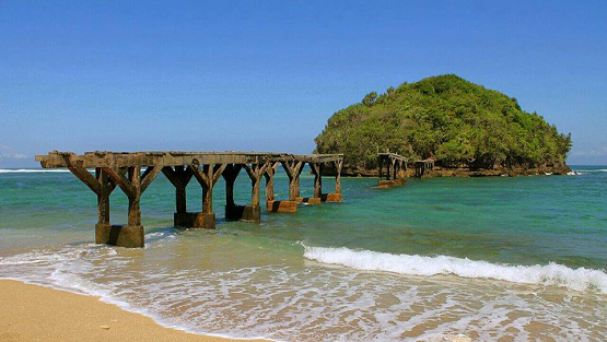 Pantai-Jembatan-Panjang-Malang-1
