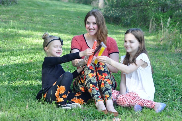 Our Five Ring Circus: Mom & Me LuLaRoe Style: How We Wore It