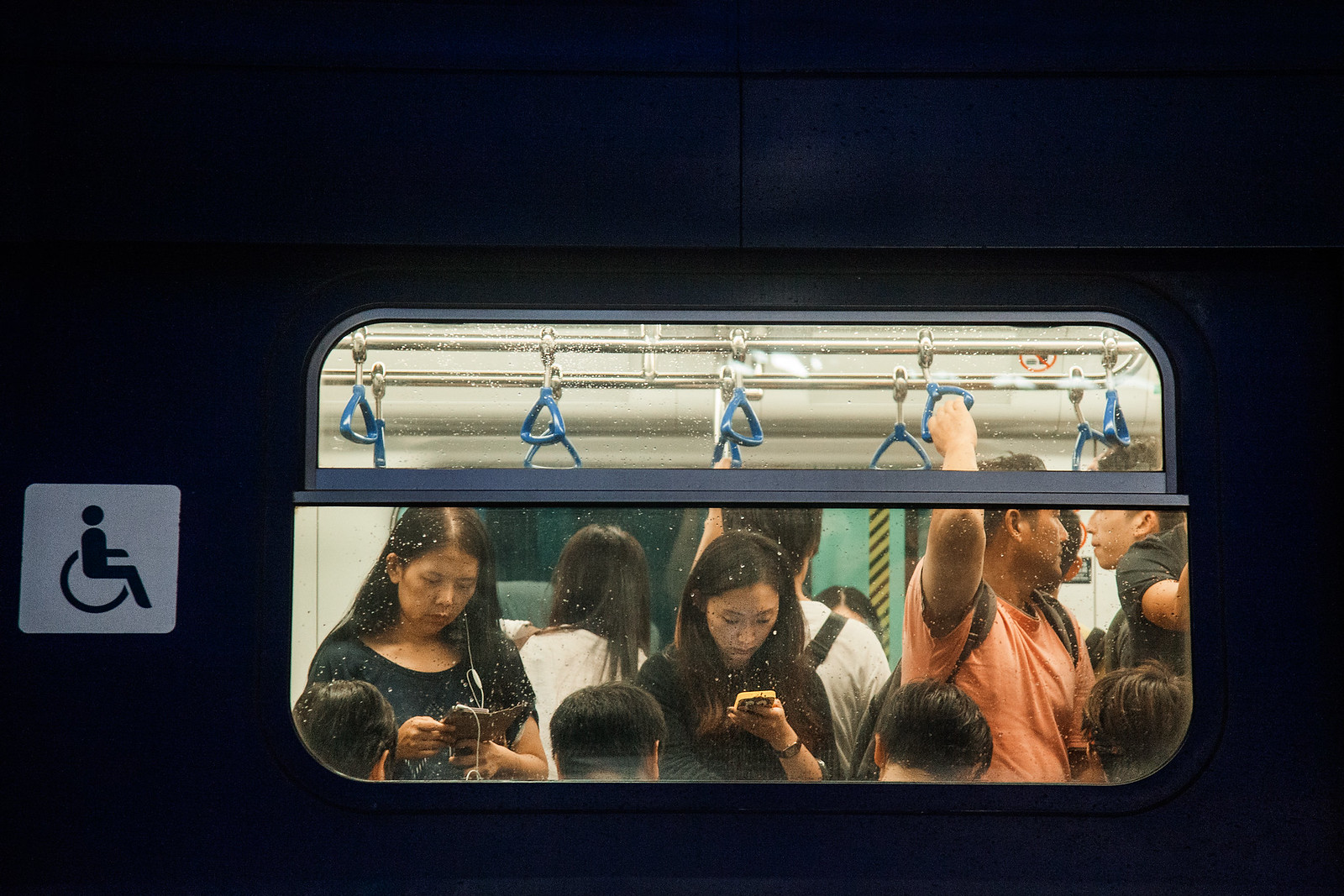 HK commuters