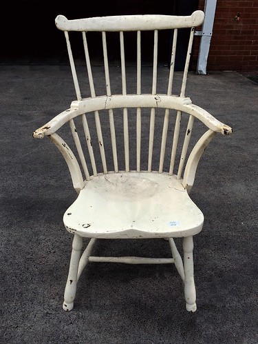 painted comb back windsor chair