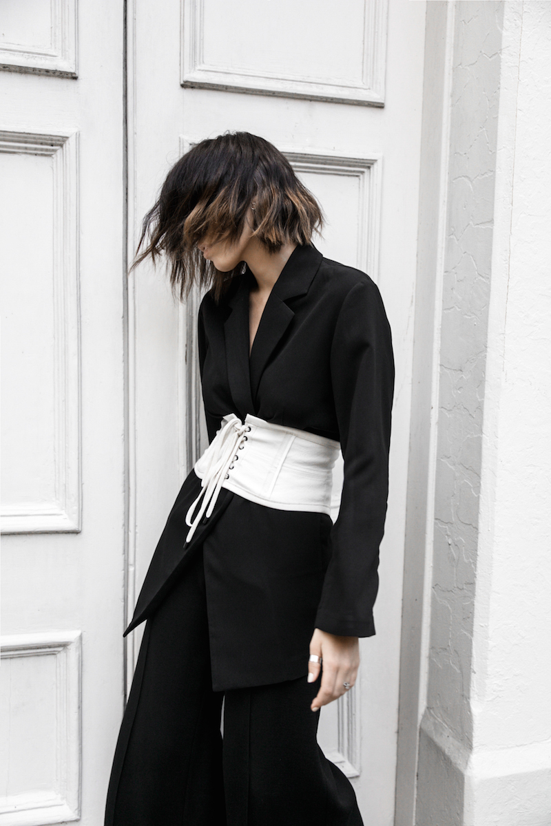 corset belt trend black suit street style loafer mules Givenchy logo tote bag monochrome fashion blogger minimal style kaity modern legacy (8 of 9)
